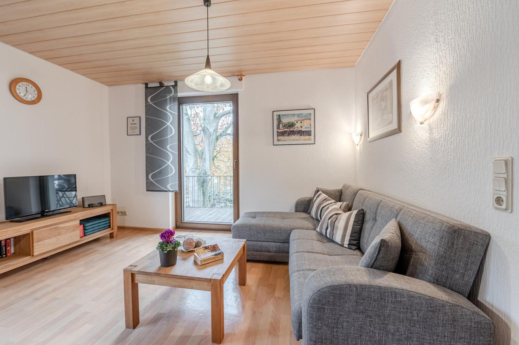 Ferienwohnung Moselblick 贝恩卡斯特尔-屈斯 外观 照片